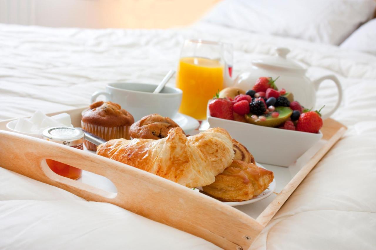Bed & Breakfast ヒートホールン エクステリア 写真