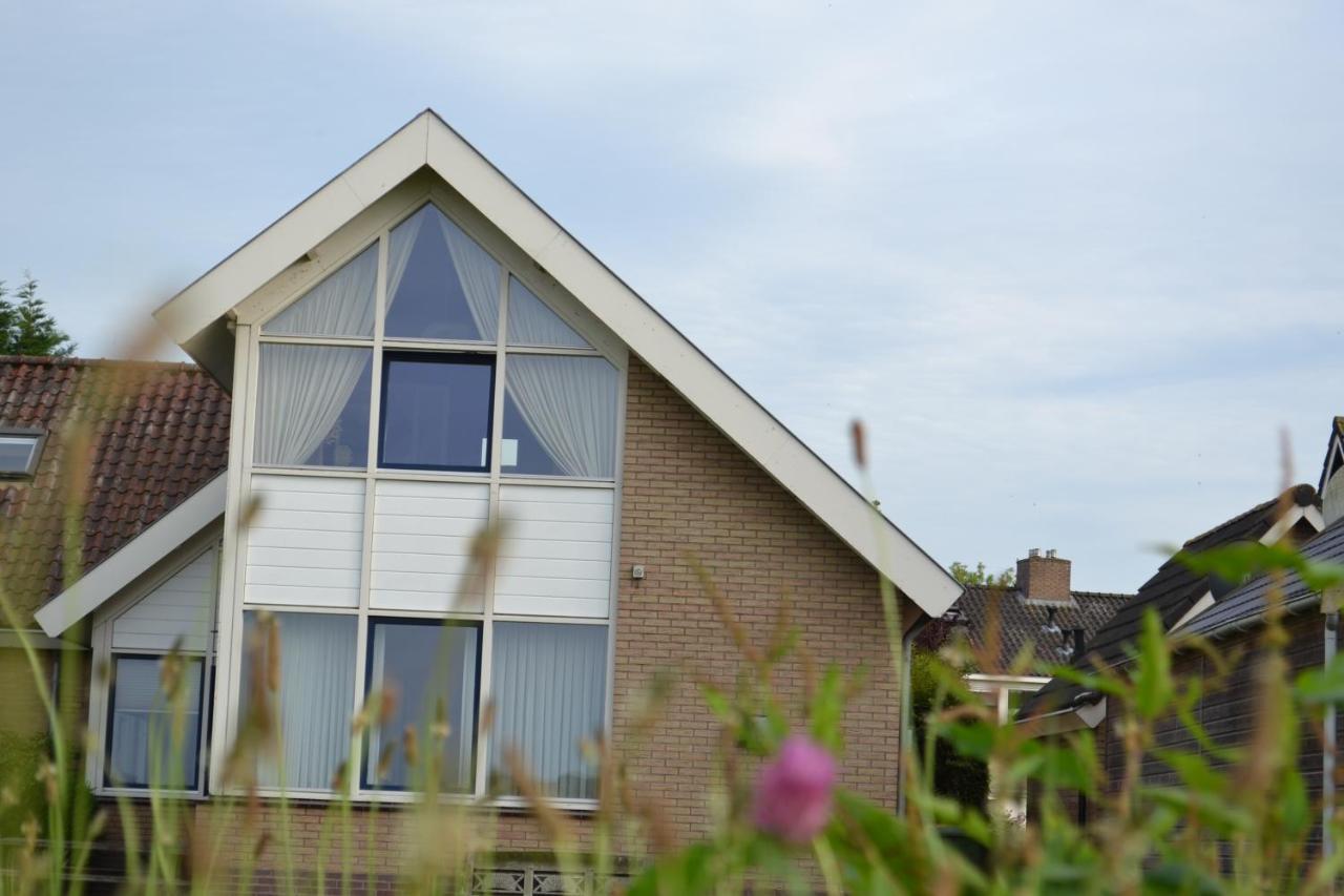 Bed & Breakfast ヒートホールン エクステリア 写真